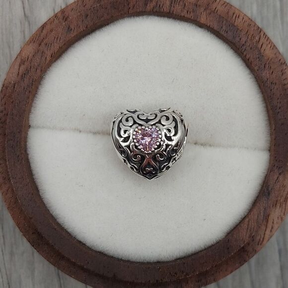 925 Sterling Silver Pink Heart Charm - Picture 1 of 8